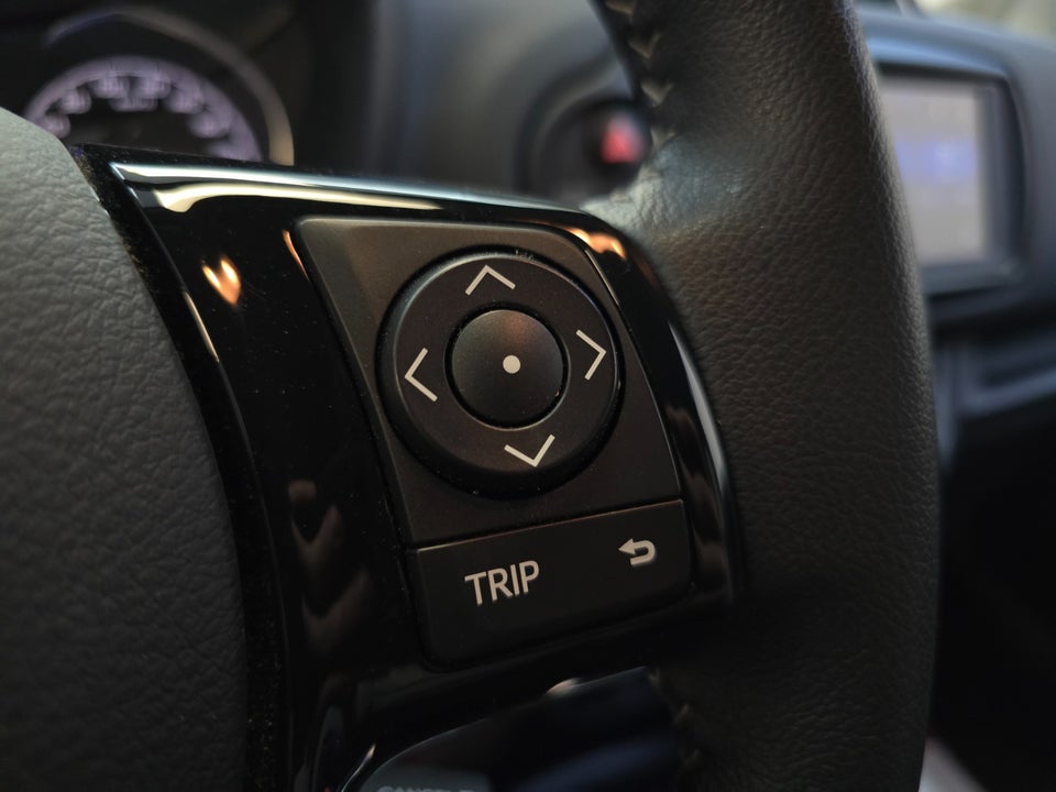 Toyota Yaris 1,5 Hybrid H3 Limited e-CVT 5d