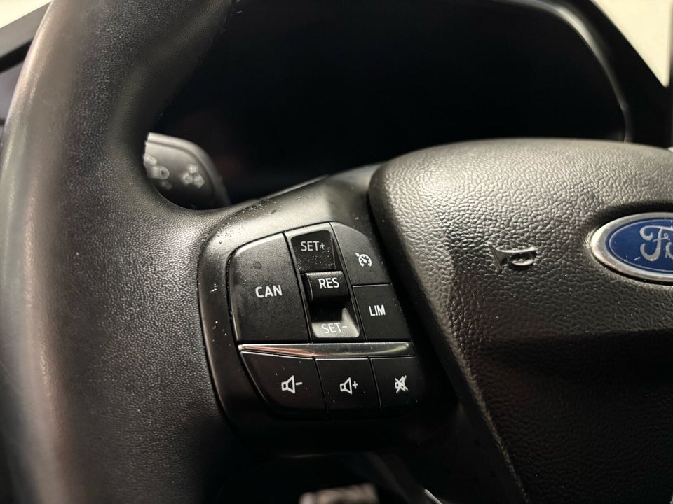 Ford Focus 1,0 EcoBoost mHEV Titanium X 5d