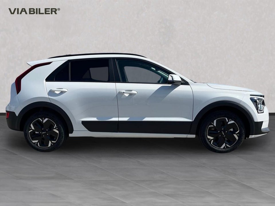 Kia Niro 64 EV Access 5d