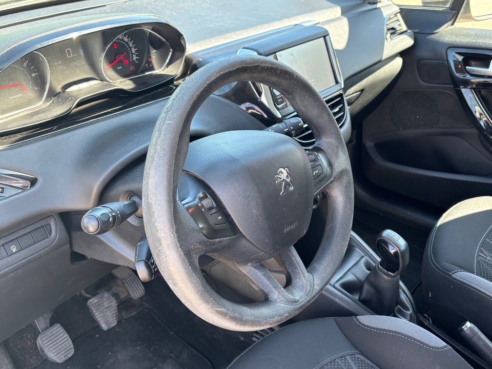 Peugeot 208 1,2 VTi Active 5d