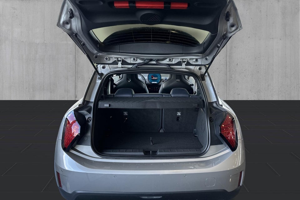 MINI Cooper SE Favoured Trim XL 3d