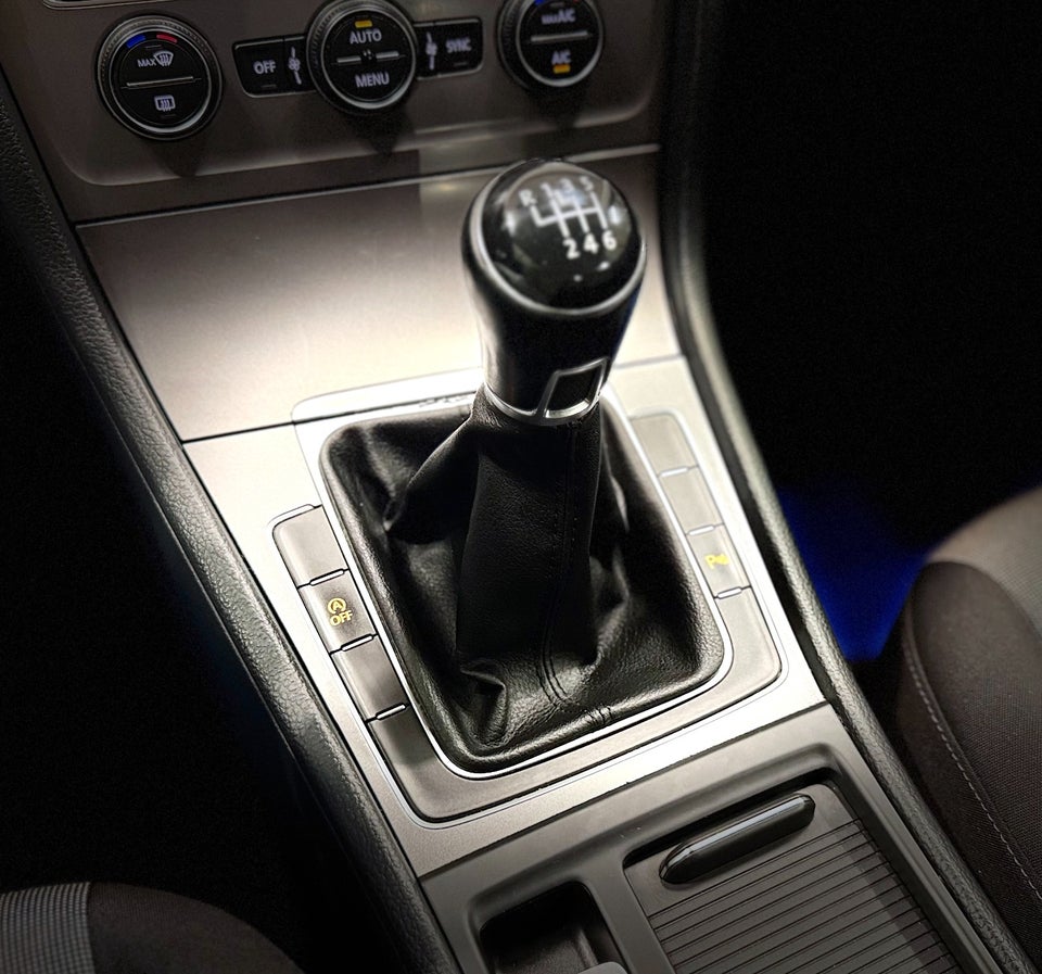 VW Golf VII 1,4 TSi 122 Edition 40 BMT 5d