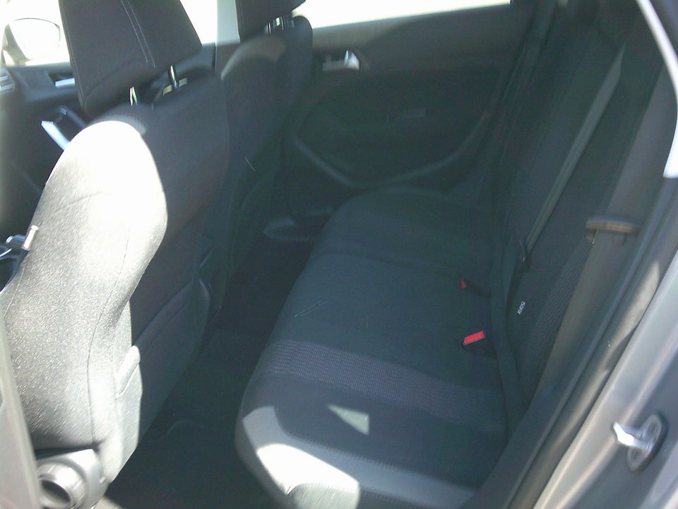 Peugeot 308 1,6 BlueHDi 120 Style SW 5d