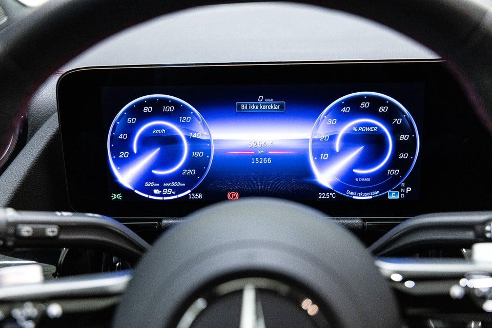 Mercedes EQA250+ AMG Advance 5d