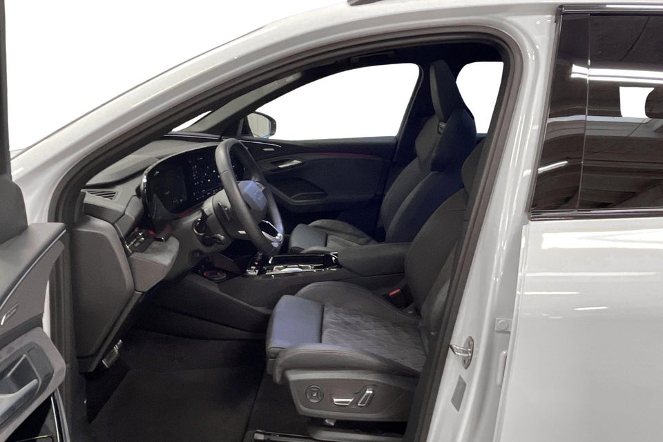 Audi Q6 e-tron Ultra quattro 5d