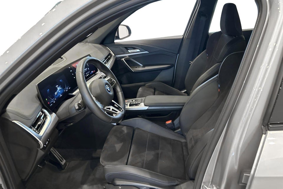 BMW iX1 eDrive20 M-Sport 5d