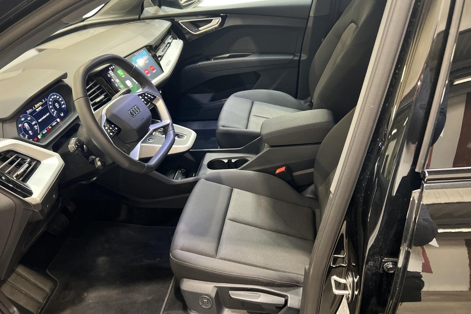 Audi Q4 e-tron 45 Progress 5d