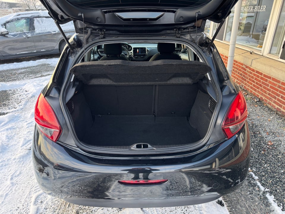 Peugeot 208 1,6 BlueHDi 100 Active 5d