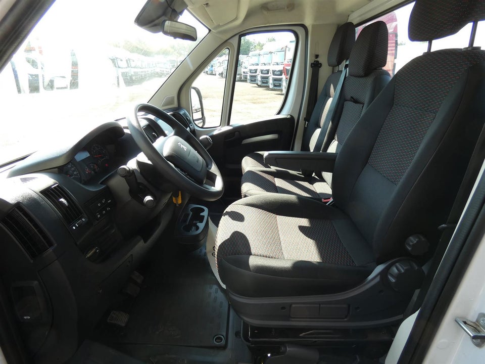 Peugeot Boxer 435 2,2 BlueHDi 165 L3 Plus 2d