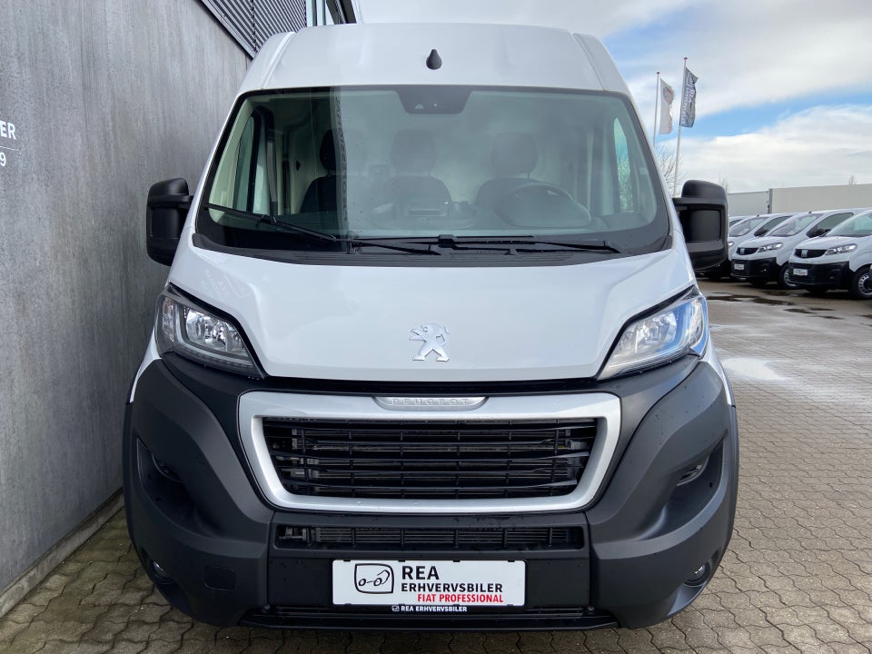 Peugeot Boxer 435 2,2 BlueHDi 165 L3H2 Premium