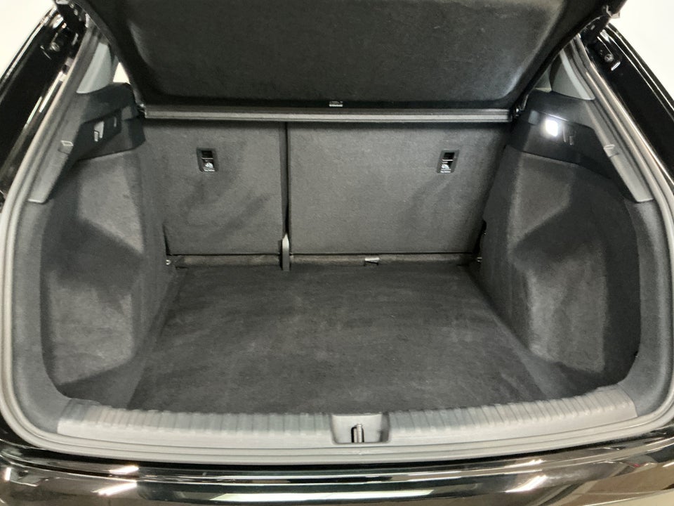 Audi Q4 e-tron 40 Attitude 5d