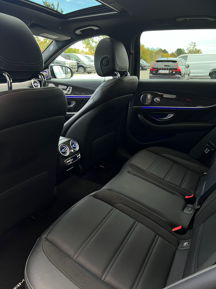Mercedes E63 4,0 AMG stc. aut. 4Matic+ 5d
