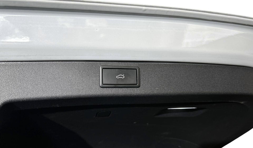 Skoda Enyaq 80 iV Loft 5d