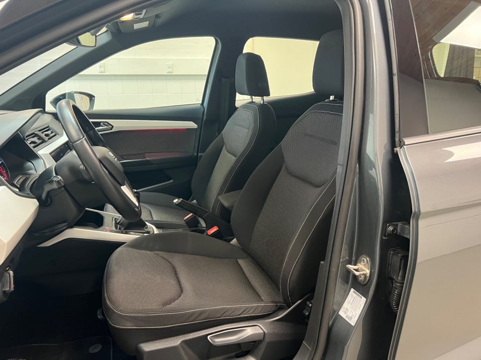 Seat Arona 1,6 TDi 95 Xcellence 5d