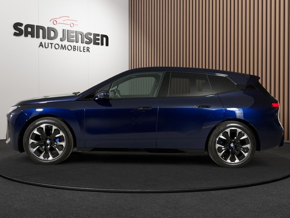 BMW iX xDrive60 M-Sport 5d