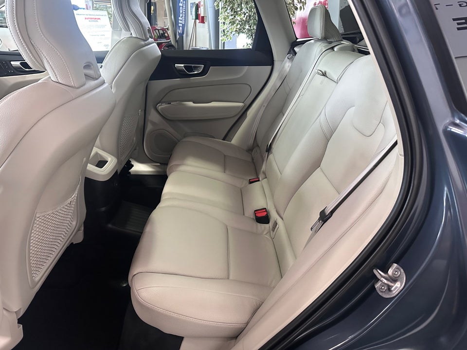 Volvo XC60 2,0 T6 ReCharge Inscription aut. AWD 5d
