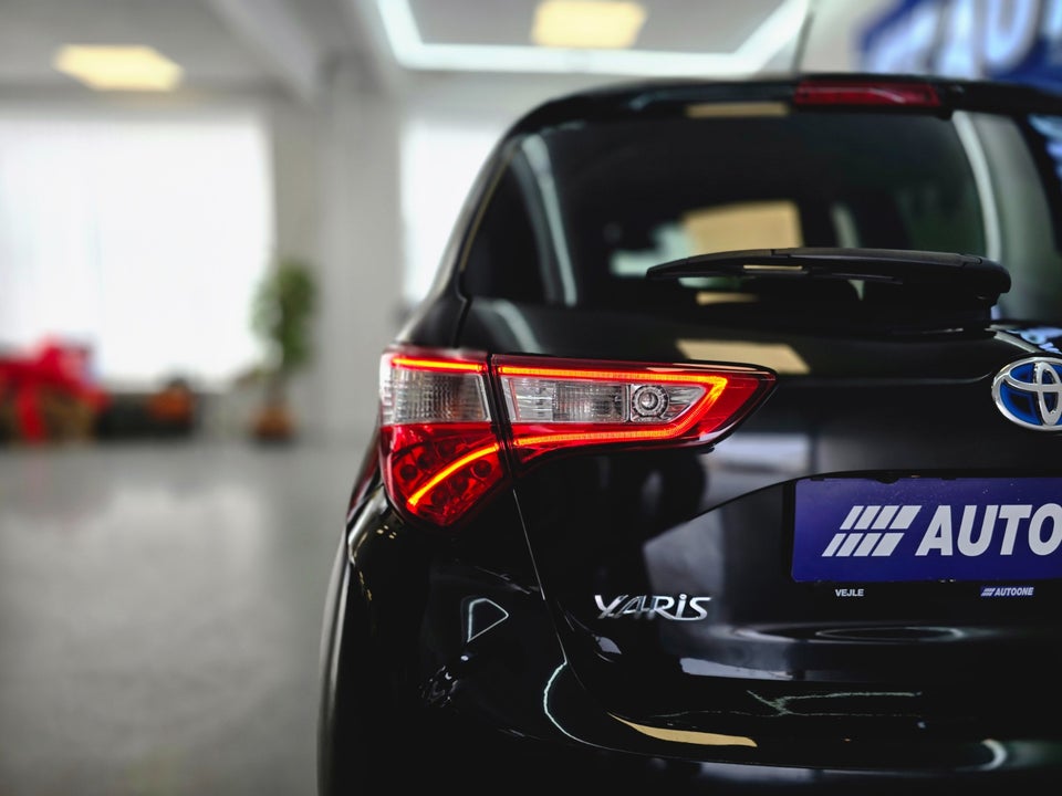 Toyota Yaris 1,5 Hybrid H3 Smart e-CVT 5d