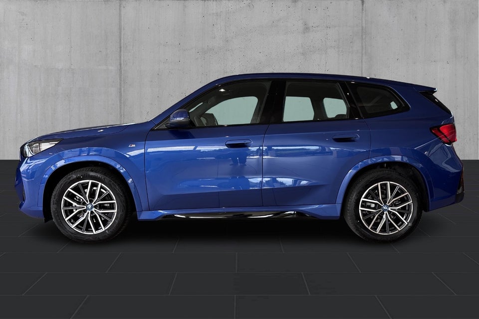 BMW iX1 eDrive20 M-Sport 5d