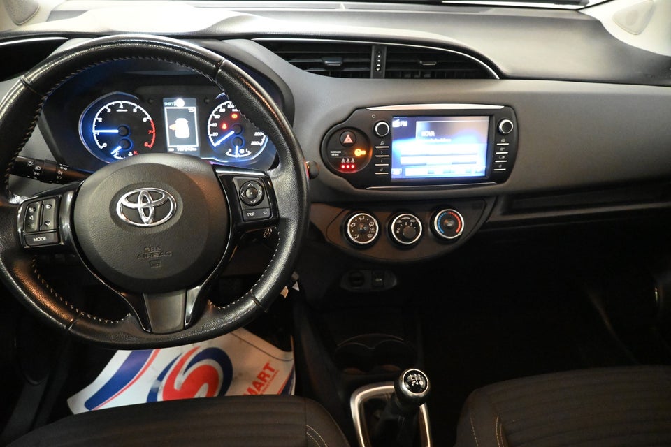 Toyota Yaris 1,0 VVT-i T2 5d
