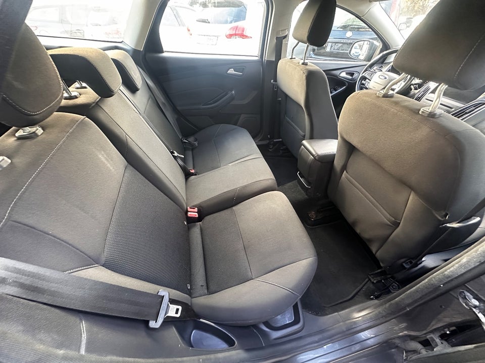 Ford Focus 1,0 SCTi 125 Business stc. 5d