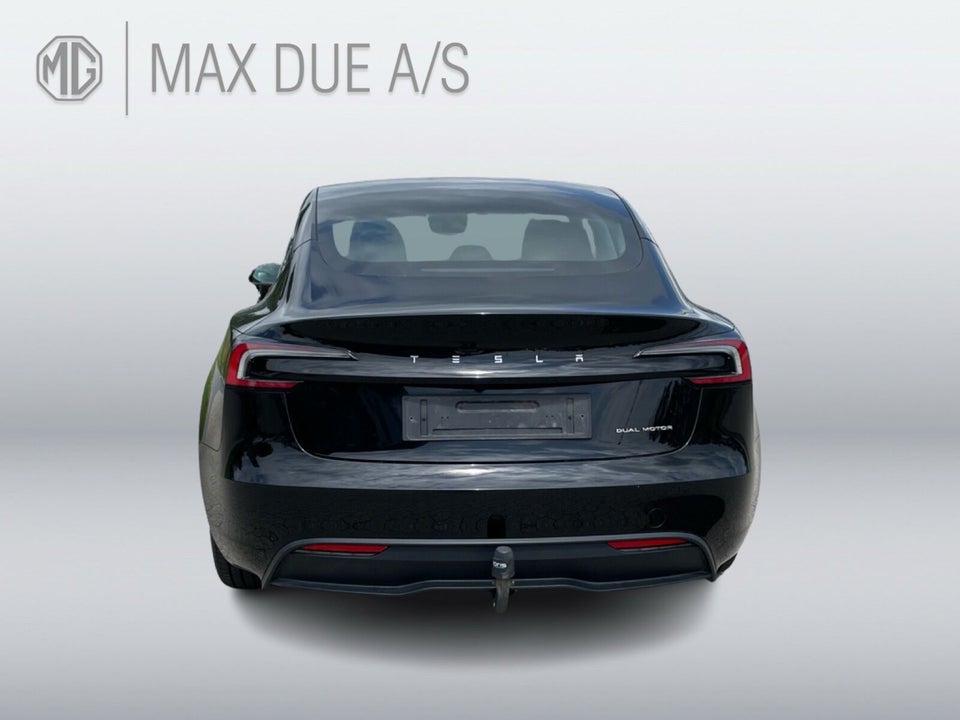 Tesla Model 3 Long Range AWD 4d