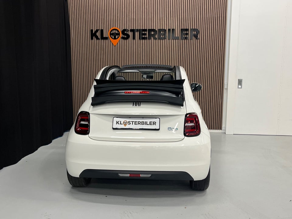 Fiat 500e 42 Icon Cabrio 2d