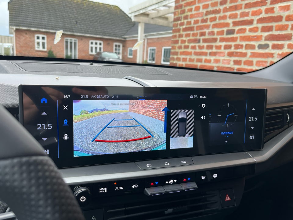 Opel Grandland-e 73 GS 5d