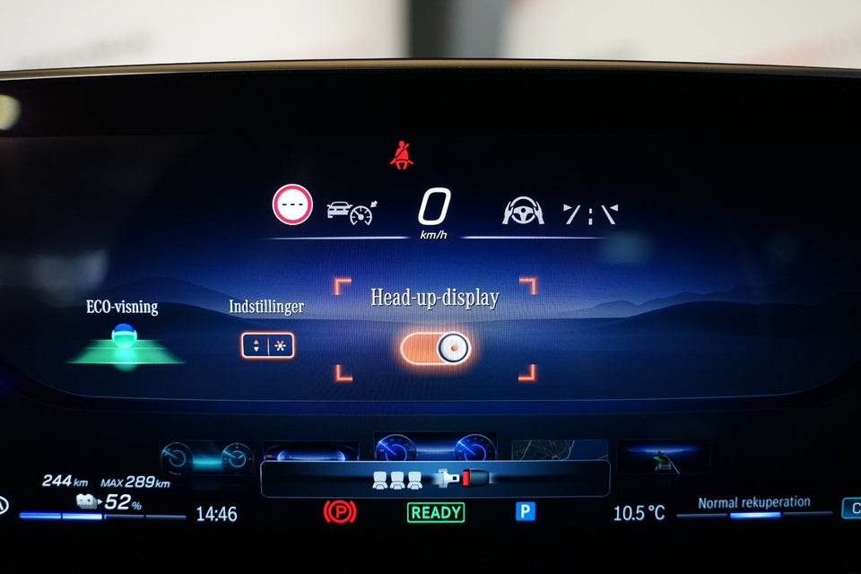 Mercedes EQE350 AMG Line 4d