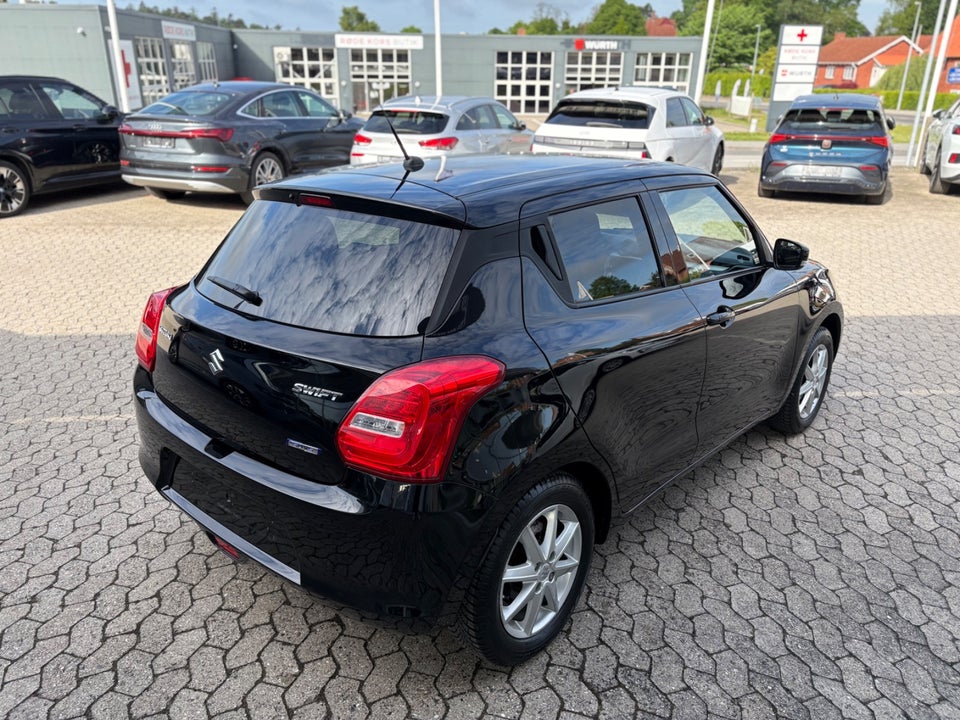 Suzuki Swift 1,2 Dualjet SHVS Exclusive 5d