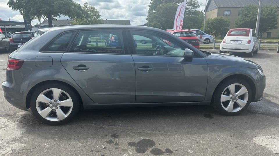 Audi A3 1,6 TDi Ambition Sportback 5d