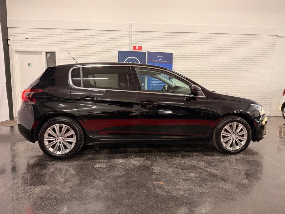 Peugeot 308 1,6 BlueHDi 120 Edition+ 5d