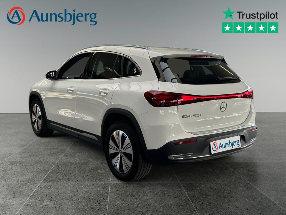 Mercedes EQA250+ Progressive 5d