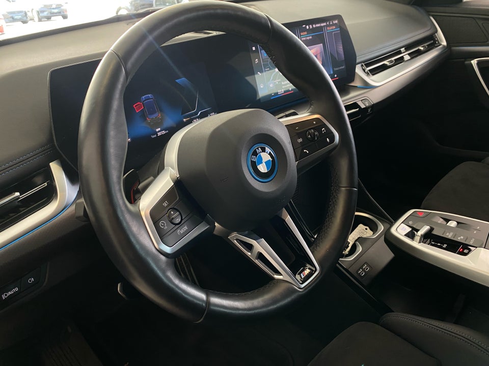 BMW iX1 xDrive30 M-Sport 5d