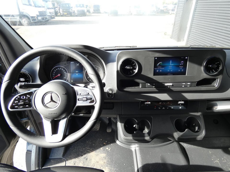 Mercedes Sprinter 317 2,0 CDi A4 Kassevogn aut. RWD