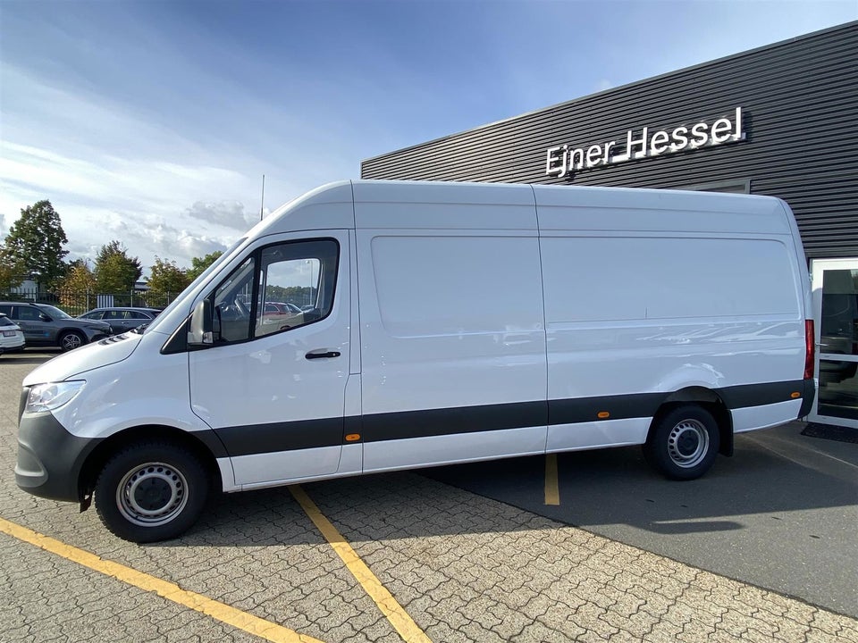 Mercedes Sprinter 317 2,0 CDi A3 Kassevogn aut. RWD