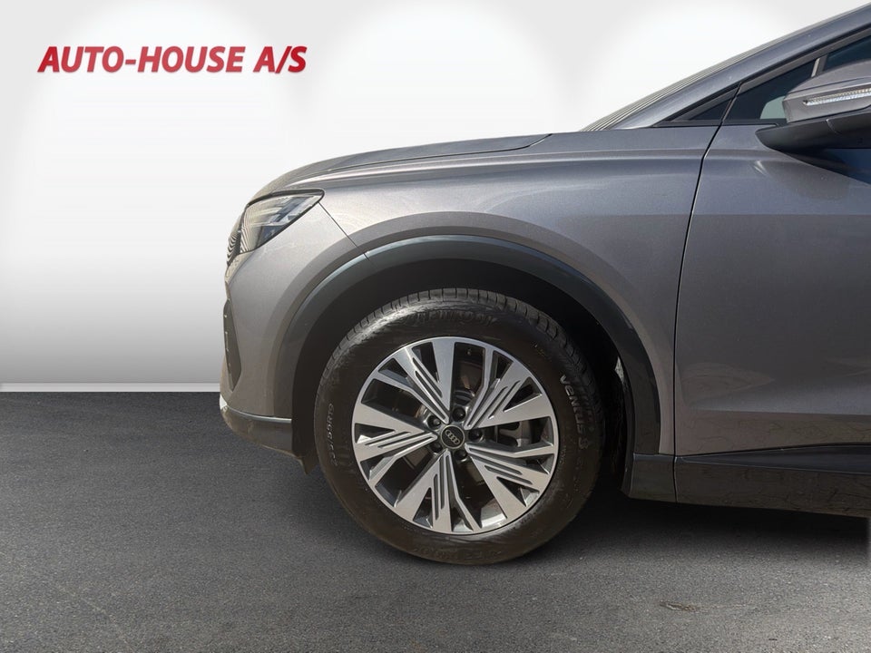 Audi Q4 e-tron 55 quattro 5d