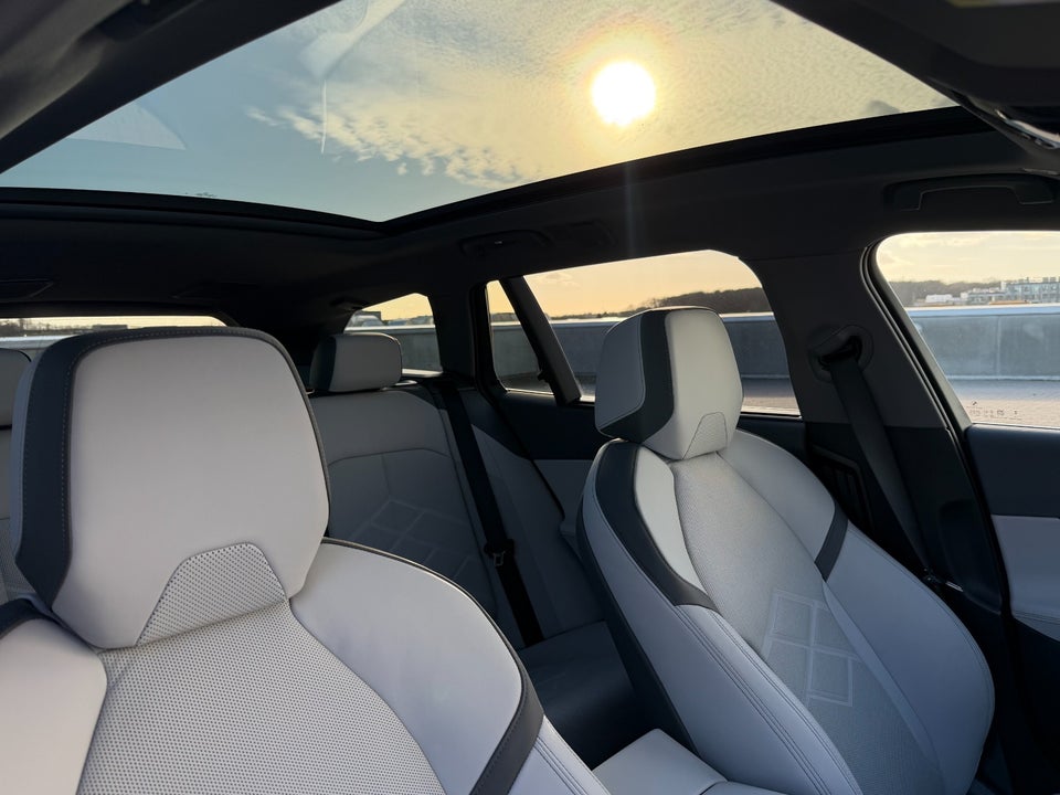 BMW i5 eDrive40 Touring Supercharged 5d