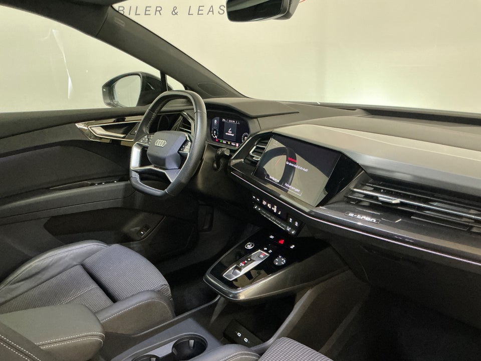 Audi Q4 e-tron 50 S-line quattro 5d