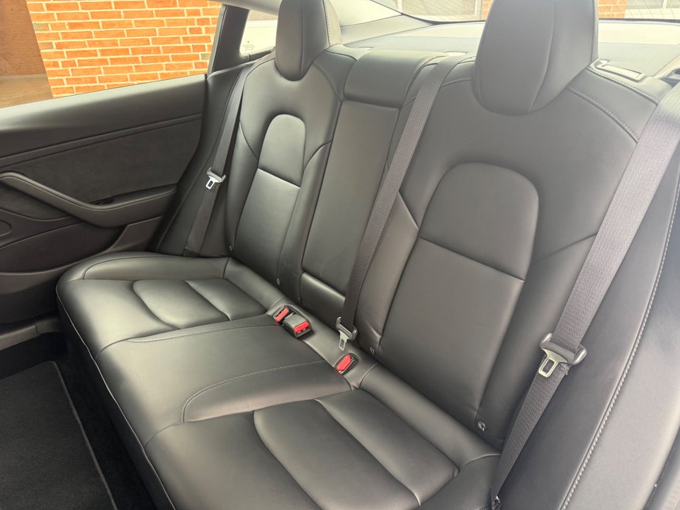 Tesla Model 3 Performance AWD 4d