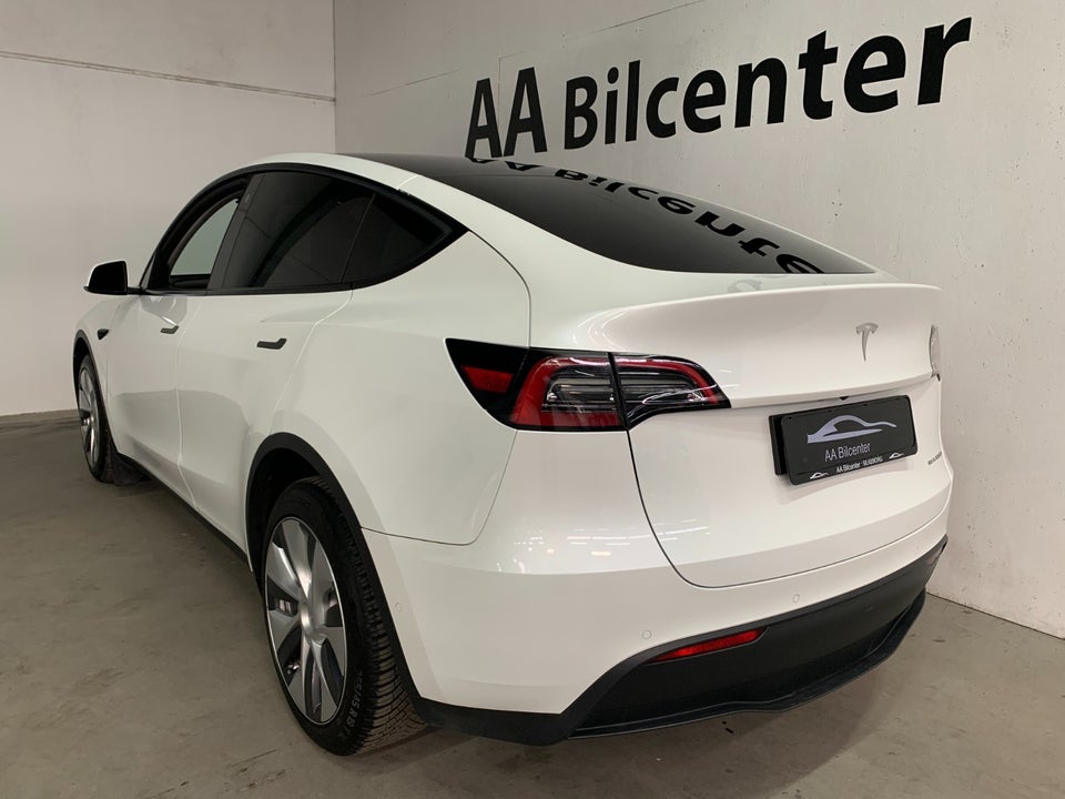 Tesla Model Y Long Range AWD 5d