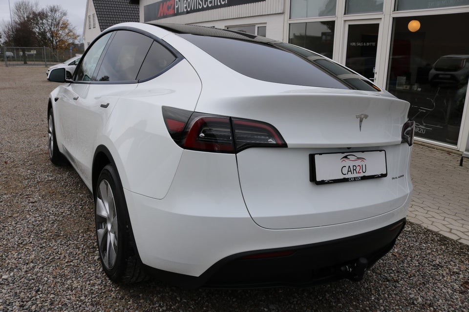 Tesla Model Y Long Range AWD 5d