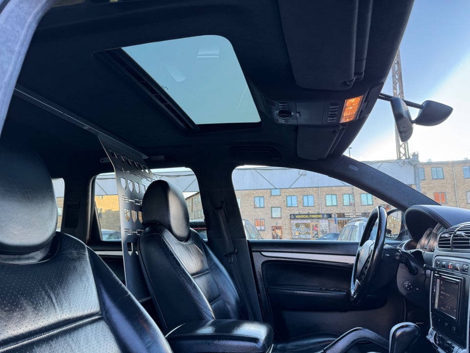 Porsche Cayenne Turbo 4,5 Tiptr. Van 5d