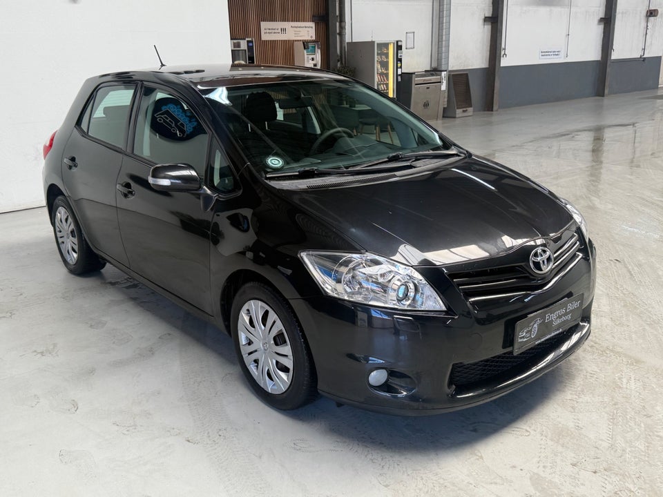 Toyota Auris 1,6 T2 5d