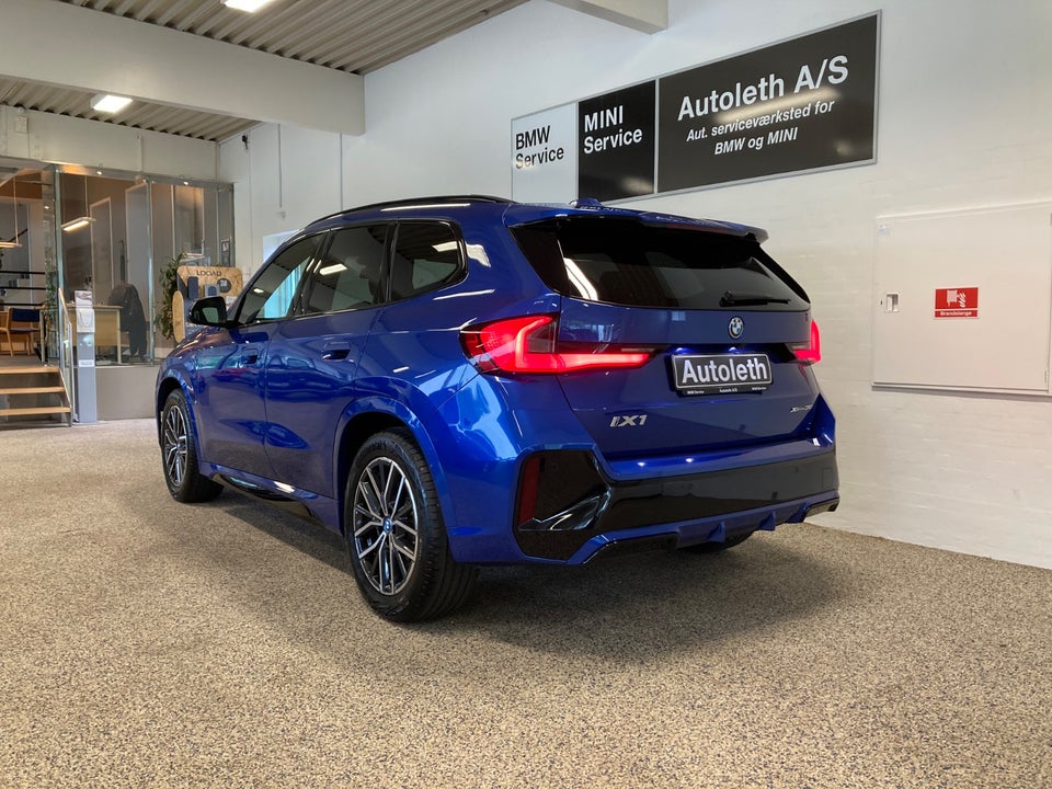 BMW iX1 xDrive30 M-Sport 5d