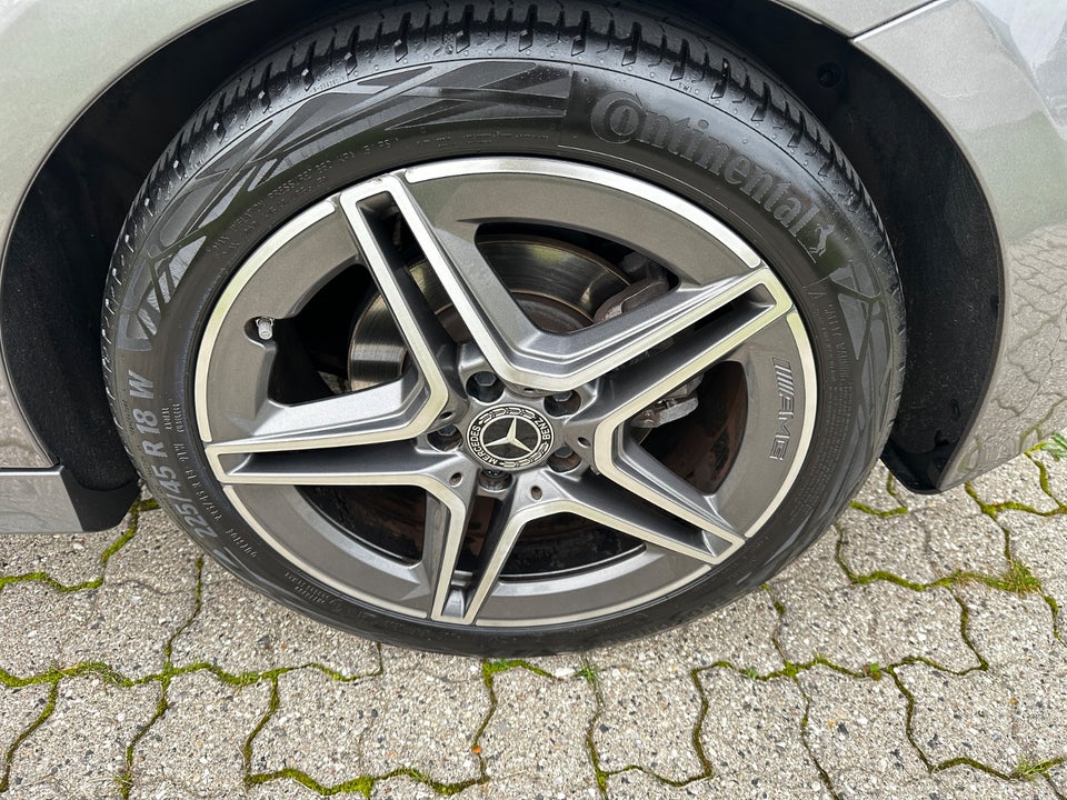 Mercedes A200 1,3 AMG Line aut. 5d