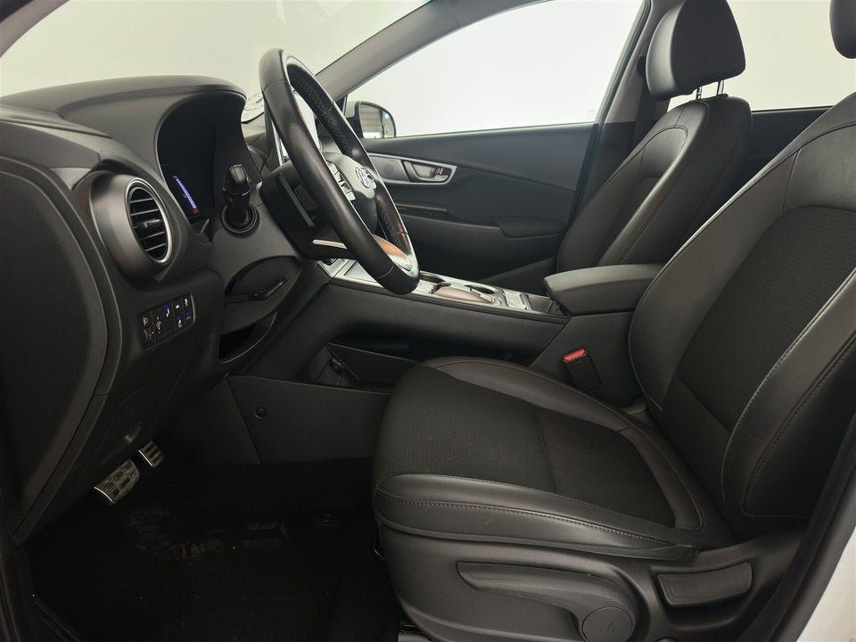 Hyundai Kona 64 EV Premium 5d