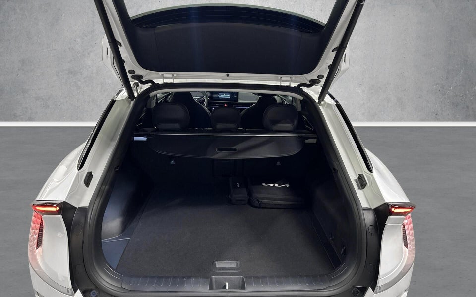 Kia EV6 84 Long Range Upgrade 5d