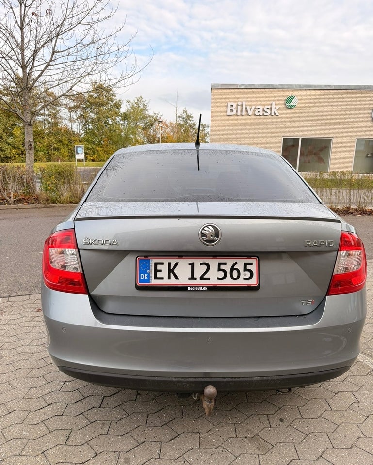 Skoda Rapid 1,4 TSi 122 Ambition DSG 5d