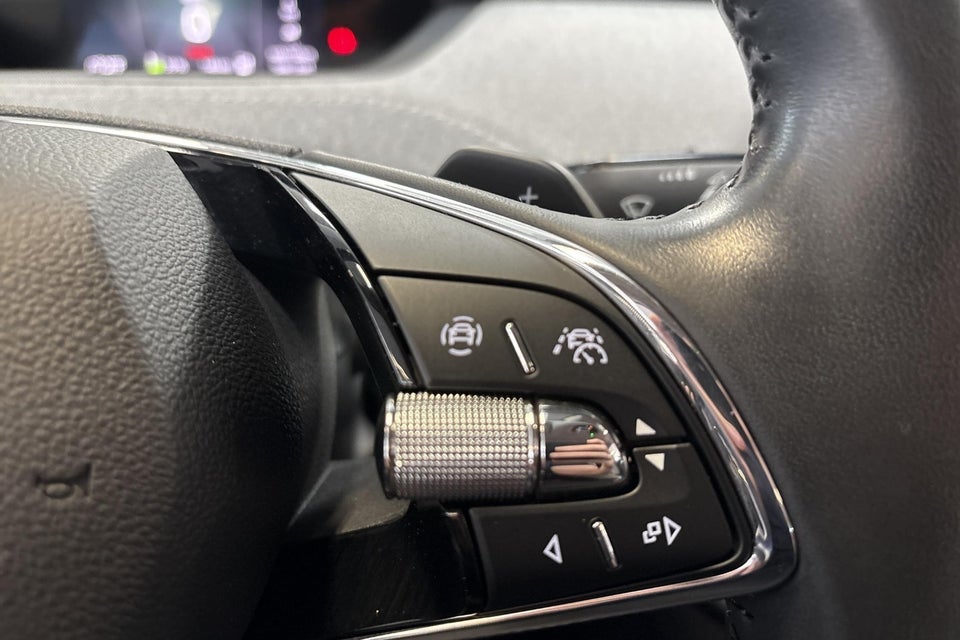 Skoda Enyaq 80 iV Loft 5d