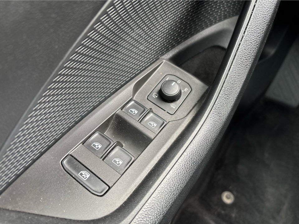 Skoda Octavia 1,4 TSi iV Plus Combi DSG 5d